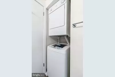 303 Vine Street #305, Philadelphia, PA 19106 - Photo 12