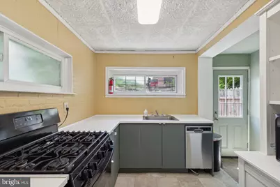 2651 Martha Street, Philadelphia, PA 19125 - Photo 10