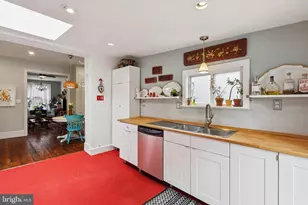 1561 E Montgomery Ave, Philadelphia, PA 19125 - Photo 10