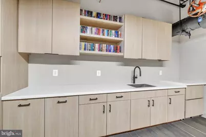 1801 Market Street #2107, Philadelphia, PA 19103 - Photo 32