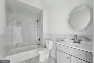 2041 S Bucknell St, Philadelphia, PA 19145 - Photo 10