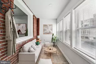 2041 S Bucknell St, Philadelphia, PA 19145 - Photo 2