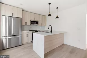 208 Vine St, Philadelphia, PA 19106 - Photo 6