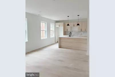 208 Vine Street #3G, Philadelphia, PA 19106 - Photo 2