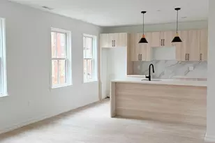 208 Vine St, Philadelphia, PA 19106 - Photo 2