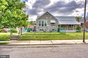 8171 Lister St, Philadelphia, PA 19152 - Photo 2