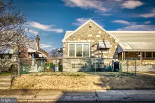 8171 Lister St, Philadelphia, PA 19152 - Photo 2