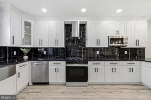 2461 79th Ave, Philadelphia, PA 19150 - Photo 14