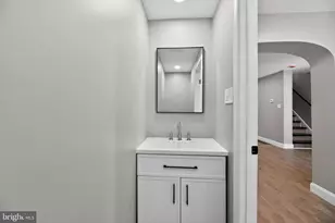 6728 Guyer Ave, Philadelphia, PA 19142 - Photo 12