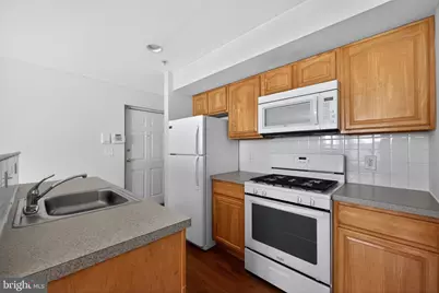 1521 N 15th Street #6, Philadelphia, PA 19121 - Photo 4