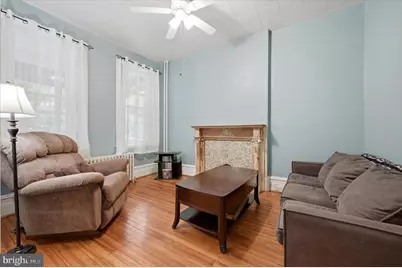 913 S Farragut Terrace, Philadelphia, PA 19143 - Photo 4