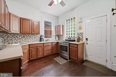 913 S Farragut Terrace, Philadelphia, PA 19143 - Photo 8