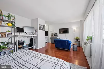 2101 Chestnut Street #1107, Philadelphia, PA 19103 - Photo 4