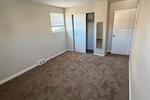 2343 Hoffnagle St, Philadelphia, PA 19152 - Photo 12