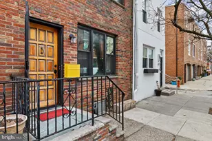 630 Fitzwater St, Philadelphia, PA 19147 - Photo 2