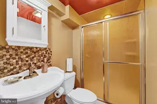 5005 N 9th St, Philadelphia, PA 19141 - Photo 26