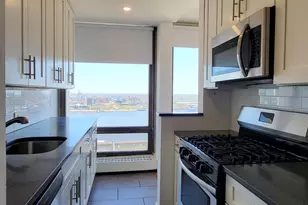 220 Locust St, Philadelphia, PA 19106 - Photo 8