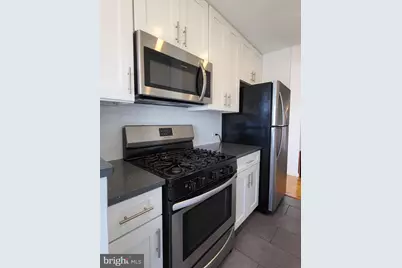 220 Locust Street #28DS, Philadelphia, PA 19106 - Photo 6