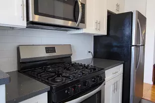 220 Locust St, Philadelphia, PA 19106 - Photo 6