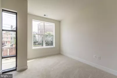 600 S 24th Street #210, Philadelphia, PA 19146 - Photo 14