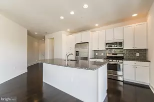 600 S 24th St, Philadelphia, PA 19146 - Photo 4