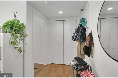 2137 Spruce Street #7, Philadelphia, PA 19103 - Photo 8