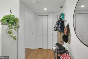 2137 Spruce St, Philadelphia, PA 19103 - Photo 8