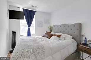 2137 Spruce St, Philadelphia, PA 19103 - Photo 10