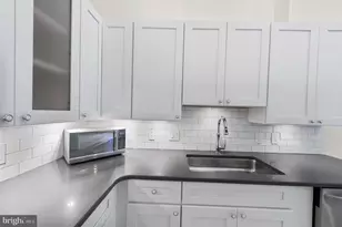 1516 Spruce St, Philadelphia, PA 19102 - Photo 14