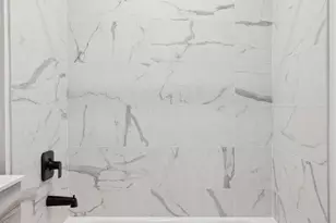 720 W Thompson St, Philadelphia, PA 19122 - Photo 12