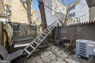 2141 E Albert St, Philadelphia, PA 19125 - Photo 12