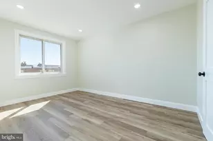 1158 E Slocum St, Philadelphia, PA 19150 - Photo 16