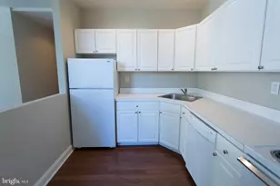 1411-5 Walnut St, Philadelphia, PA 19102 - Photo 14