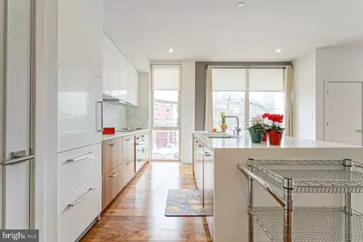 621 S 24th Street #206, Philadelphia, PA 19146 - Photo 4