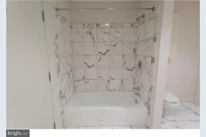 201 N 8th Street #809, Philadelphia, PA 19106 - Photo 18