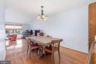 1036 Camas Dr, Philadelphia, PA 19115 - Photo 10