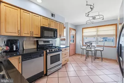 1036 Camas Drive, Philadelphia, PA 19115 - Photo 12