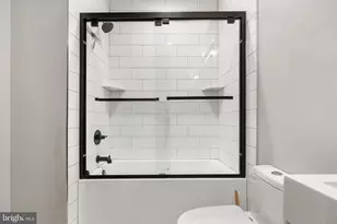 2526 W Girard Ave, Philadelphia, PA 19130 - Photo 20