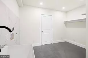 38 Magnolia Pl, Philadelphia, PA 19115 - Photo 22