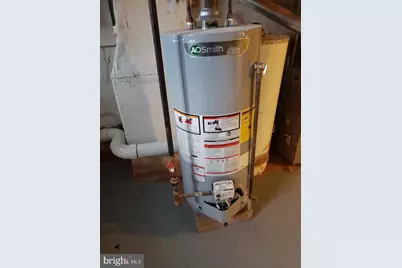 2456 N 4th Street, Philadelphia, PA 19133 - Photo 2