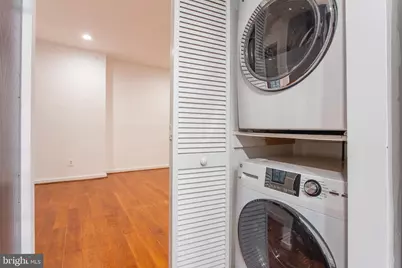 1035 Spruce Street #106, Philadelphia, PA 19107 - Photo 16