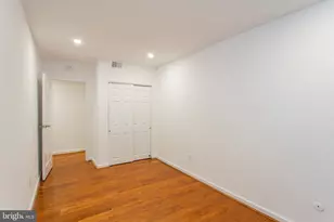 1035 Spruce St, Philadelphia, PA 19107 - Photo 20