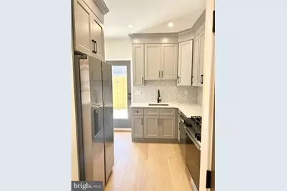 829 N Bucknell Street, Philadelphia, PA 19130 - Photo 2