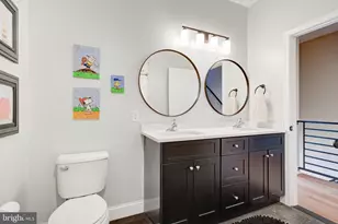 2027 E York St, Philadelphia, PA 19125 - Photo 18