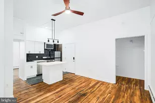 1024 Pine St, Philadelphia, PA 19107 - Photo 4