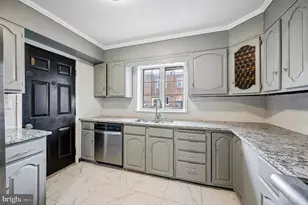 5221 Arlington St, Philadelphia, PA 19131 - Photo 10