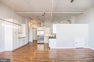 314 N 12th St, Philadelphia, PA 19107 - Photo 10