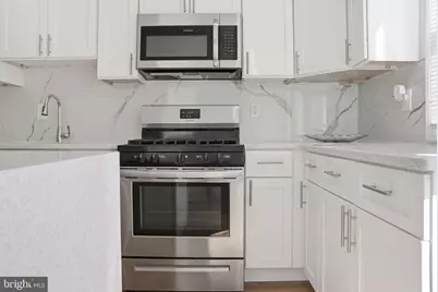 1634 Annin Street, Philadelphia, PA 19146 - Photo 6
