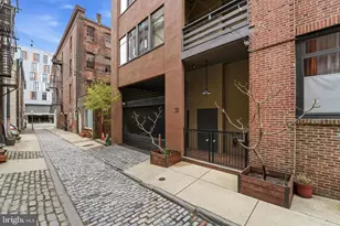 115 Cuthbert St, Philadelphia, PA 19106 - Photo 2