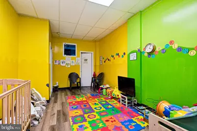 7221 W Passyunk Avenue, Philadelphia, PA 19142 - Photo 8